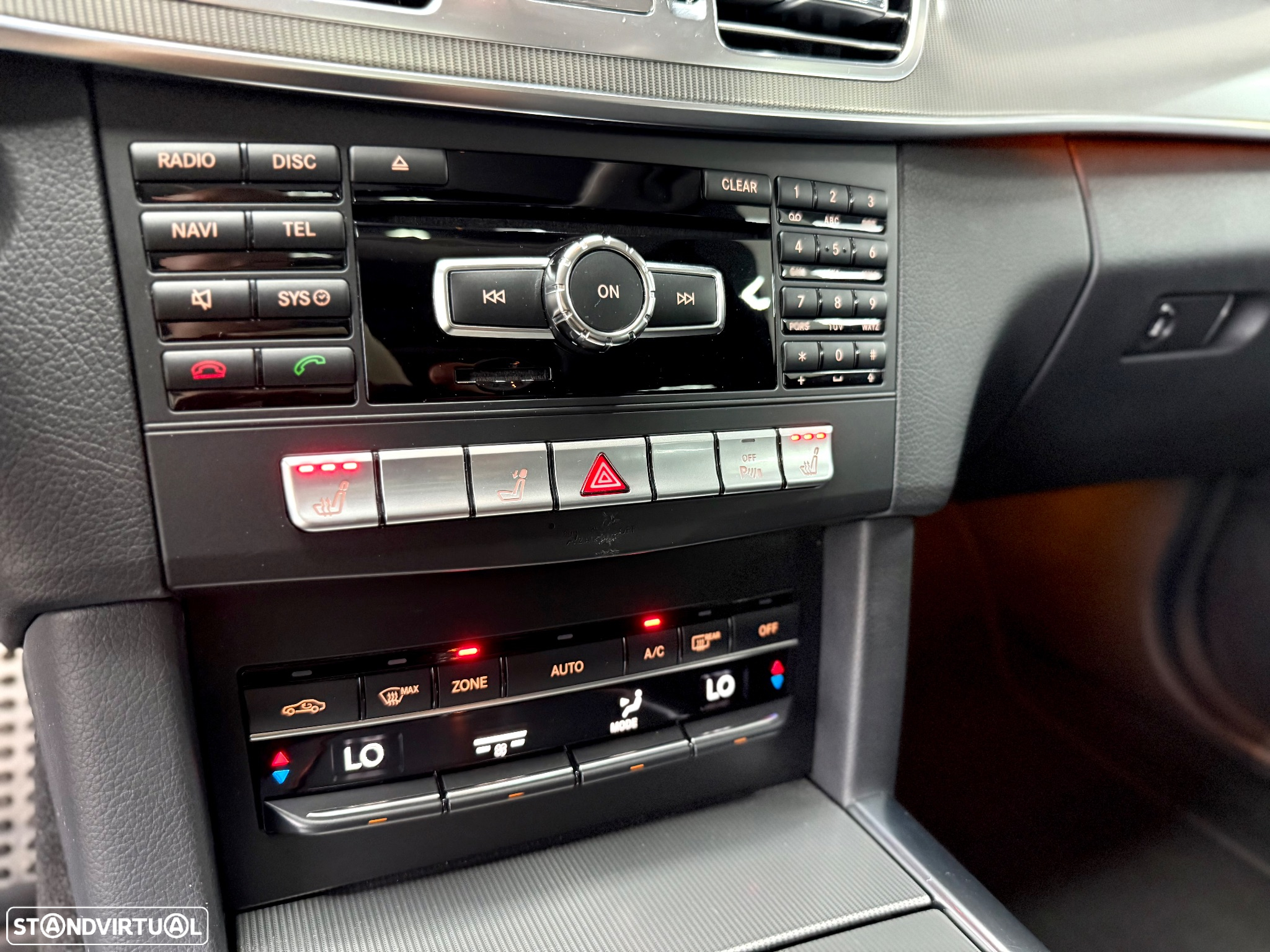Mercedes-Benz E 300 Bluetec Hybrid Avantgarde - 29