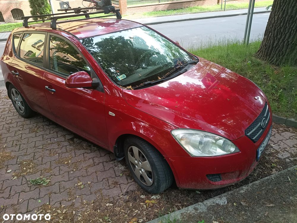 Kia Ceed 1.4 Comfort + - 2