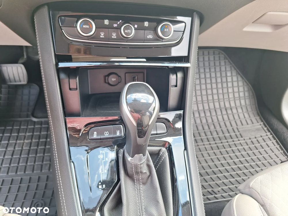 Opel Grandland X 2.0 CDTI Ultimate S&S - 32