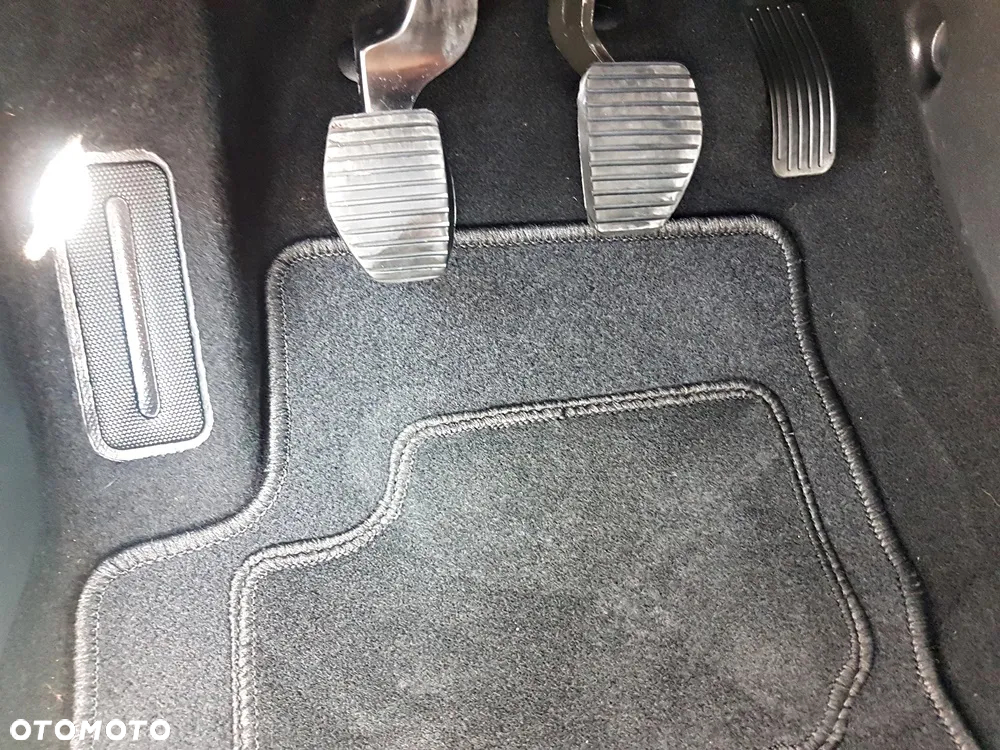 Citroën C4 Cactus 1.2 PureTech Shine Edition S&S - 14
