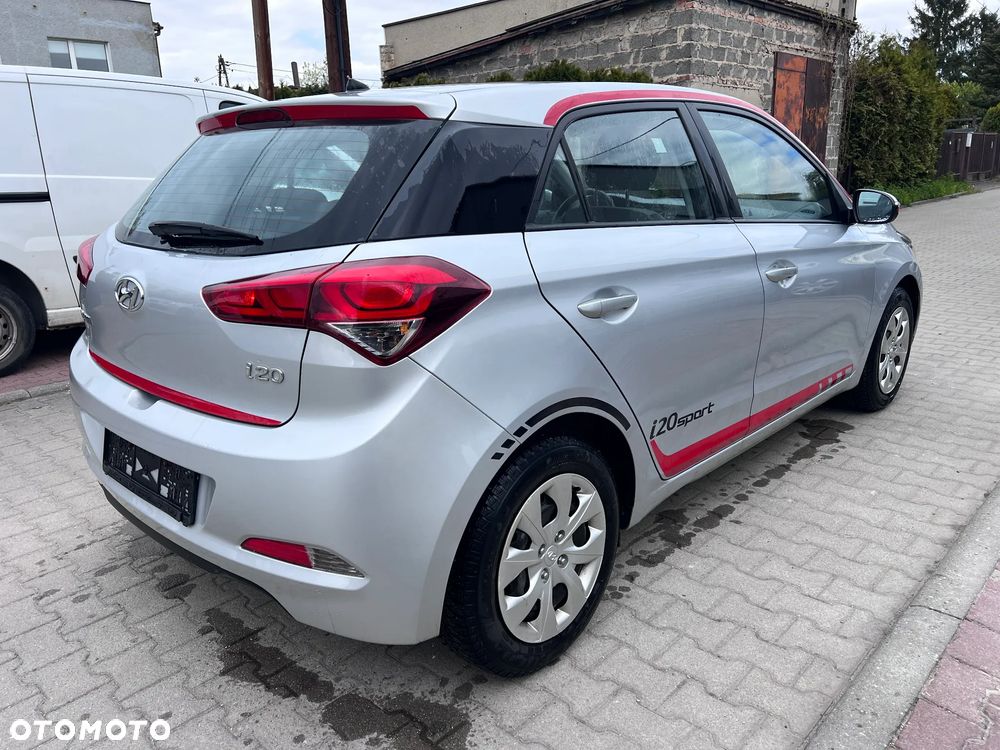 Hyundai i20 blue 1.2 Classic - 5