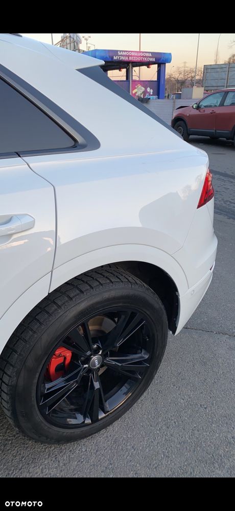 Audi Q8 55 TFSI quattro tiptronic - 17