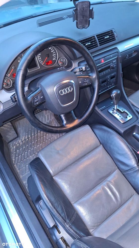 Audi A4 Avant 2.0 T FSI quattro tiptronic - 5