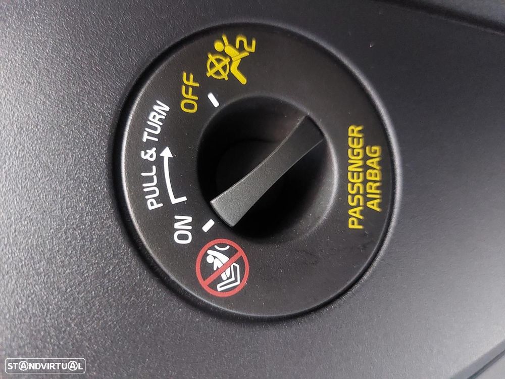 Volvo XC 40 1.5 T4 PHEV Inscription Expression - 32