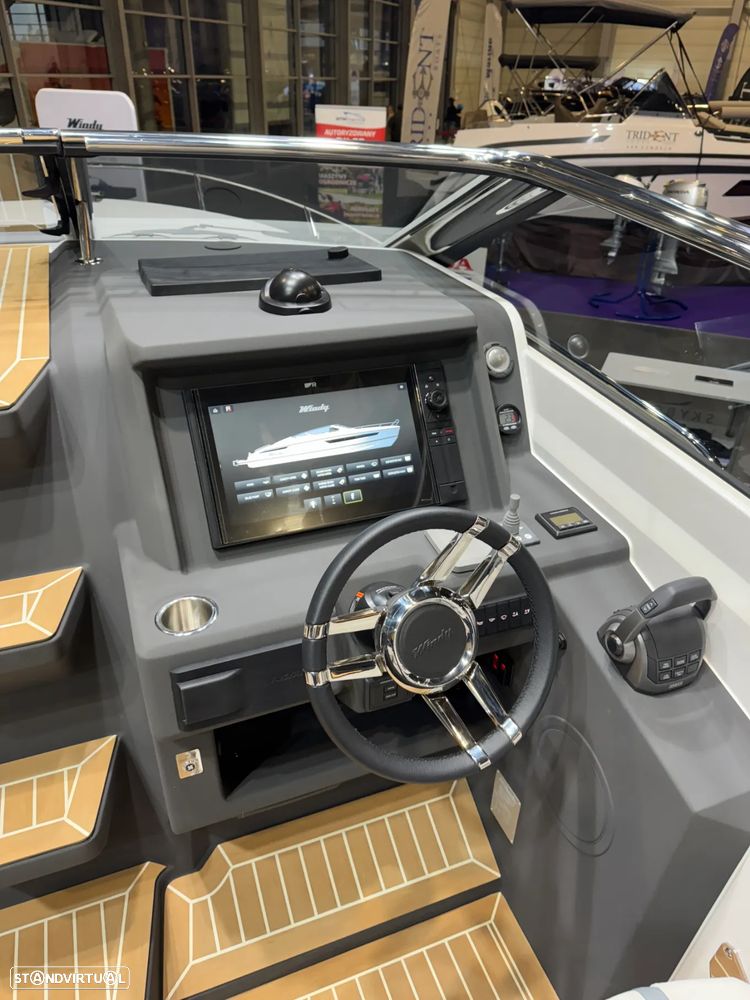 Windy 29 Huracan - 7