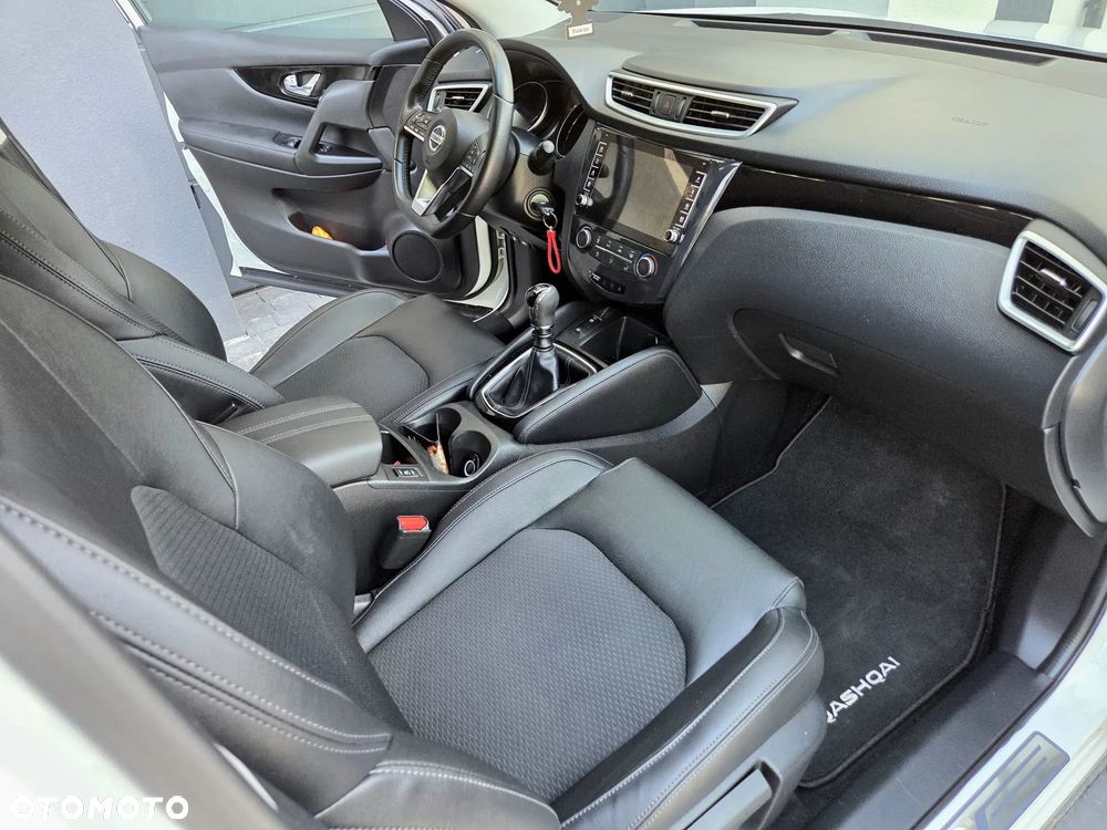 Nissan Qashqai 1.3 DIG-T Tekna - 6