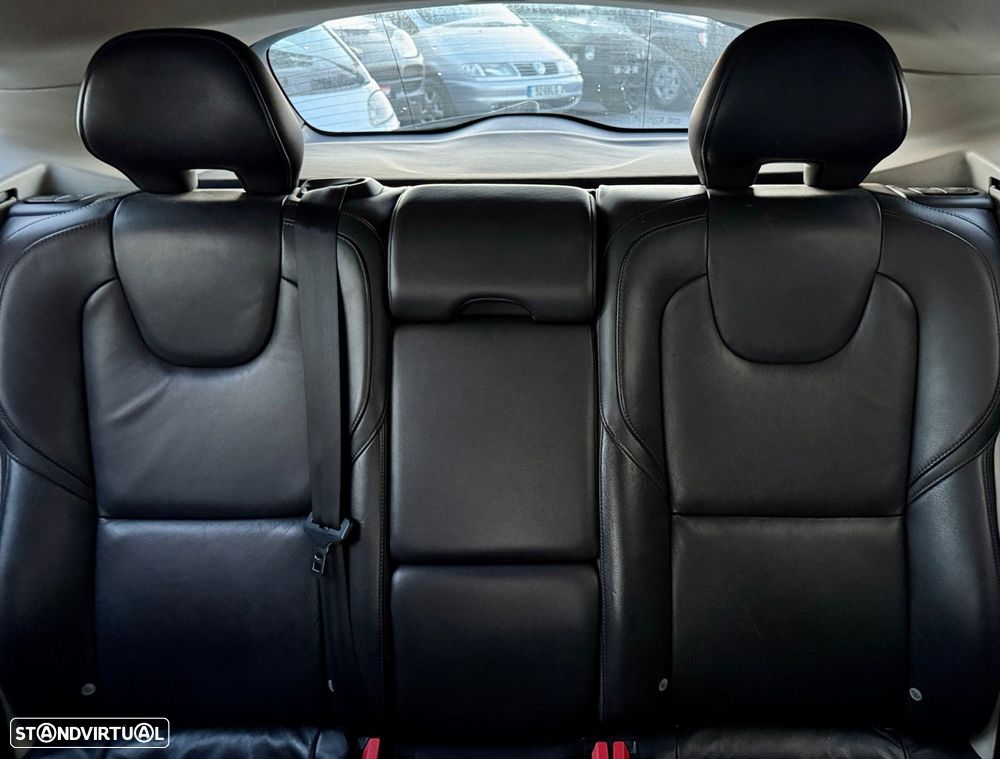 Volvo V40 1.6 D2 R-Design Momentum - 30