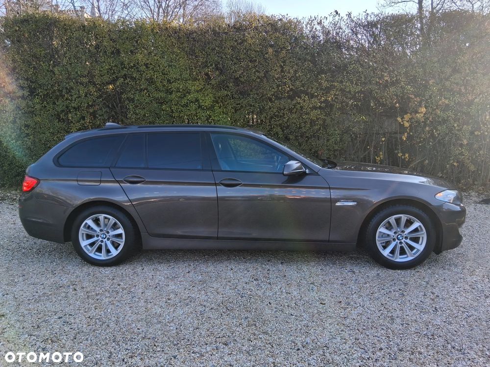 BMW Seria 5 520d Touring Sport-Aut - 6