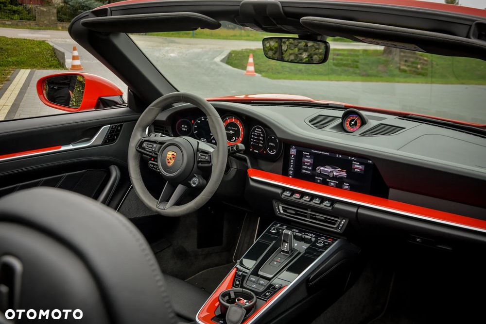 Porsche 911 Turbo S - 16