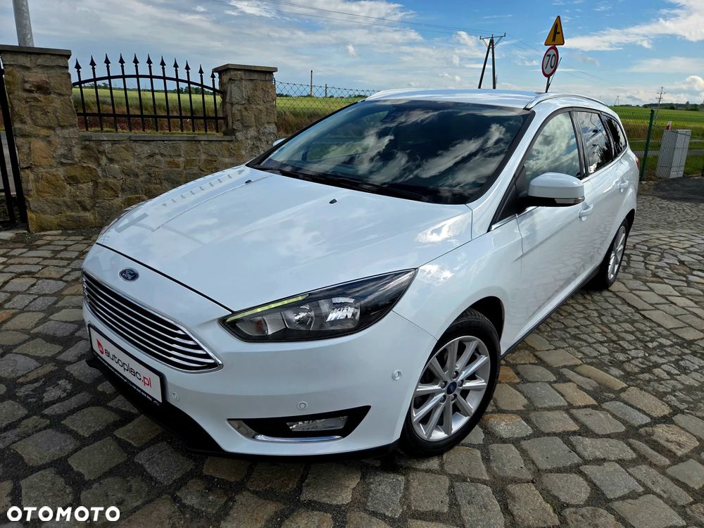 Ford Focus 1.0 EcoBoost Titanium - 1