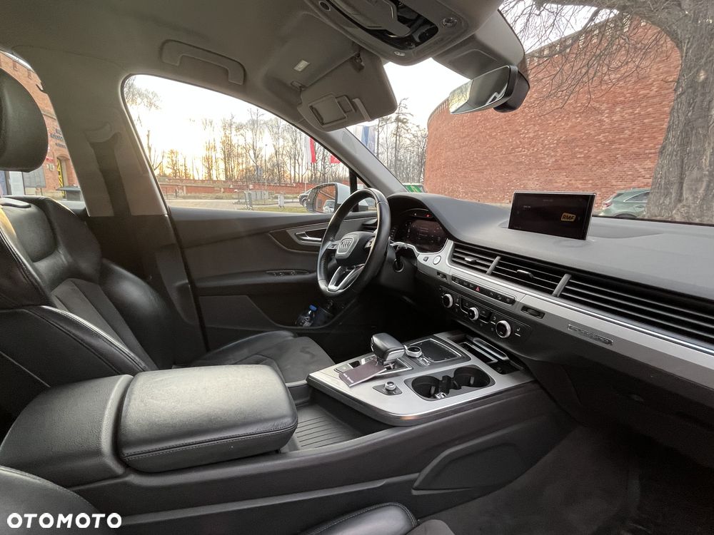 Audi Q7 - 9