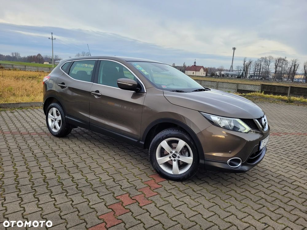Nissan Qashqai 1.2 DIG-T N-Vision - 6