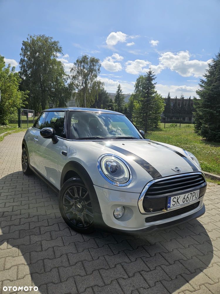 MINI Cooper Standard - 3