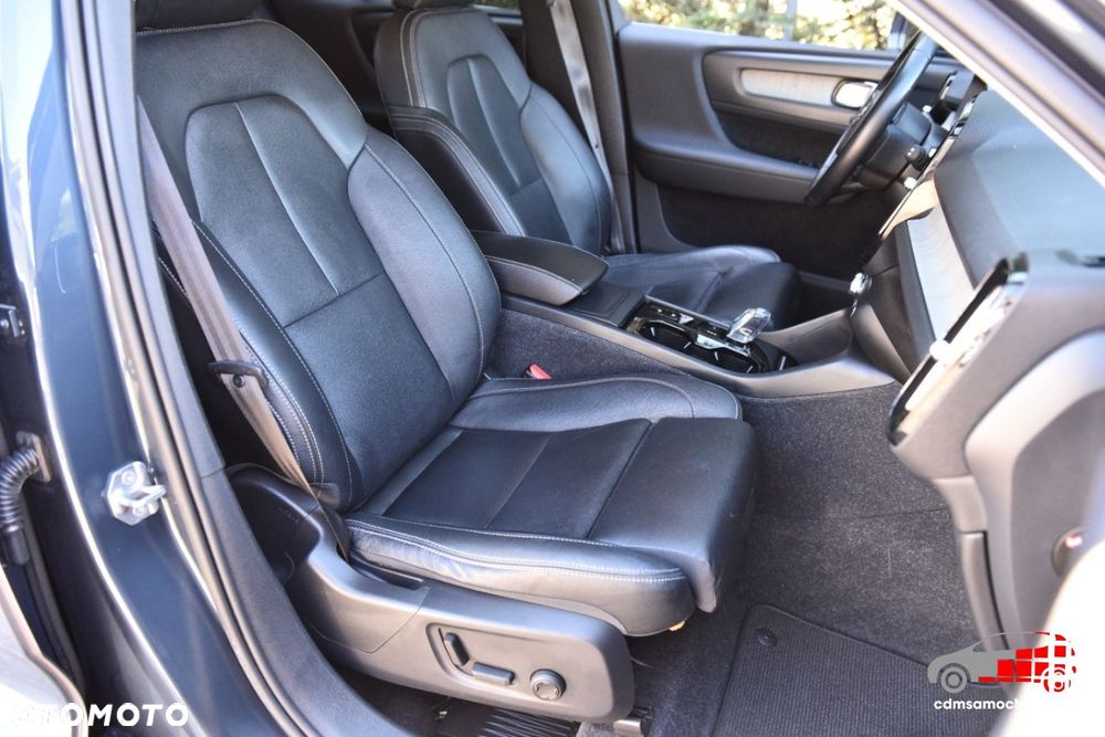 Volvo XC 40 - 24
