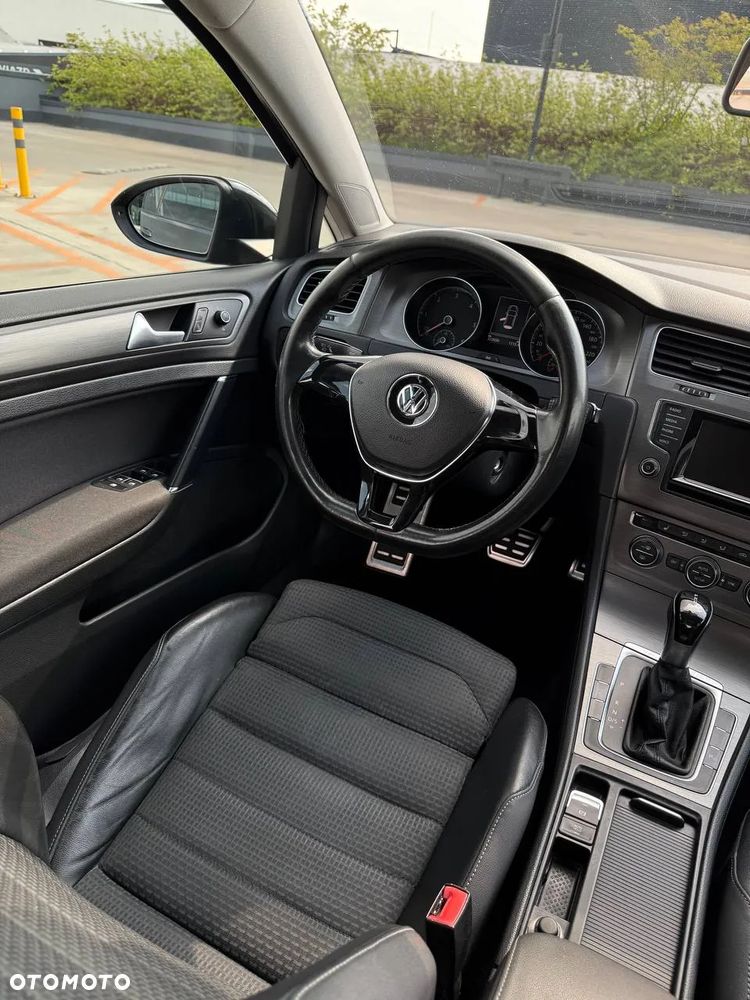 Volkswagen Golf VII 2.0 TDI BMT Highline DSG - 11