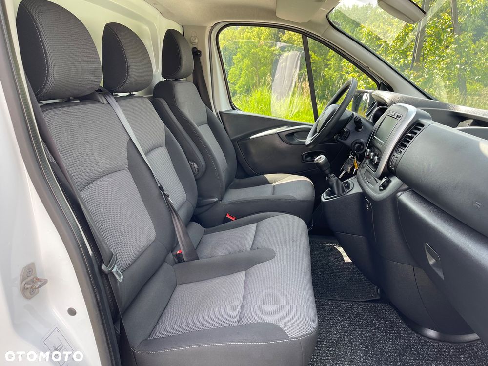 Renault Trafic - 18