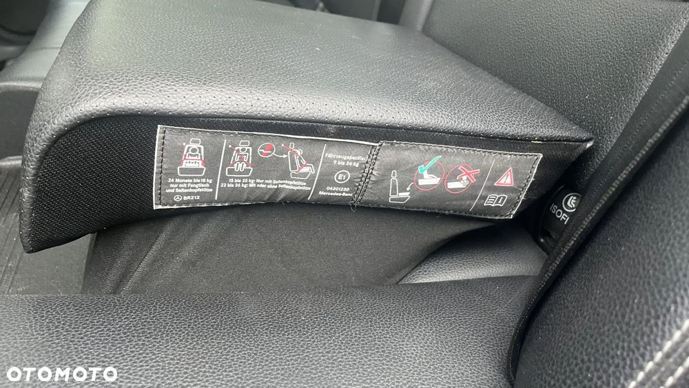 Mercedes-Benz Klasa E 200 BlueTEC 7G-TRONIC Avantgarde - 35