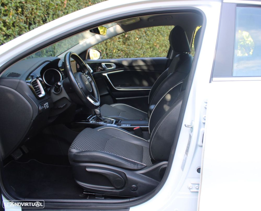 Kia XCeed 1.6 GDi PHEV Drive - 16
