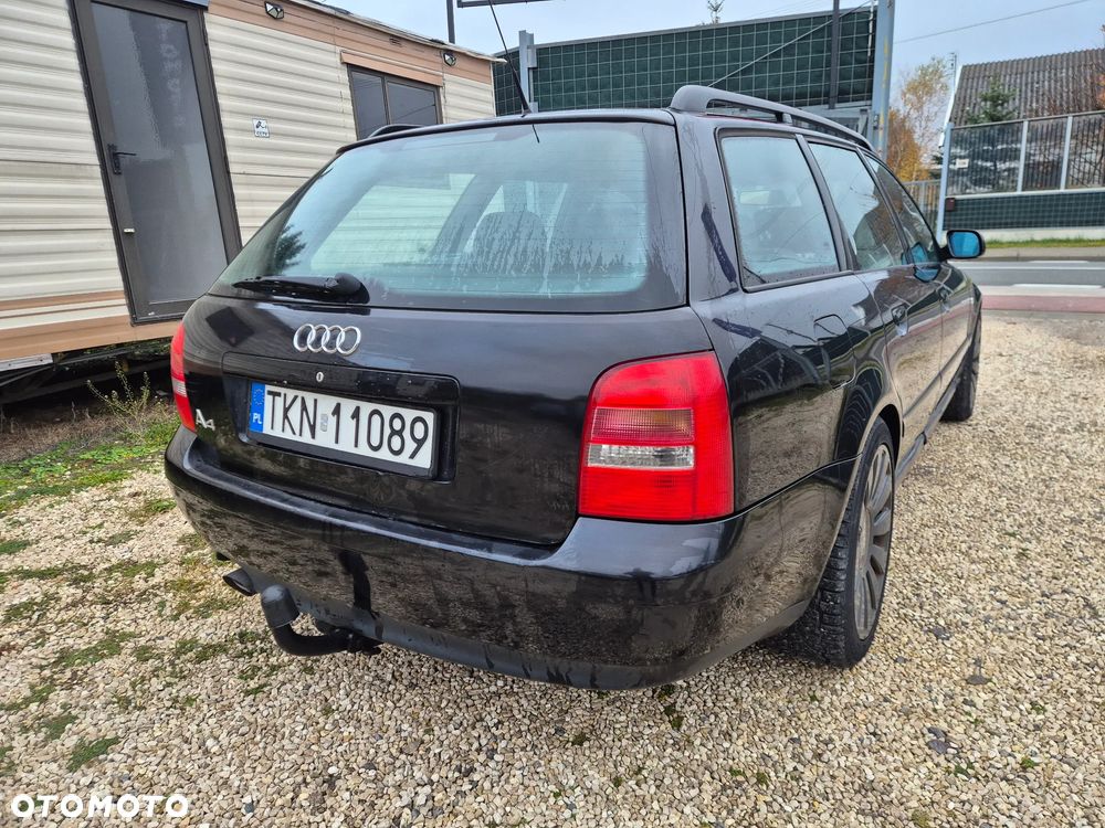 Audi A4 Avant 2001 photo 2