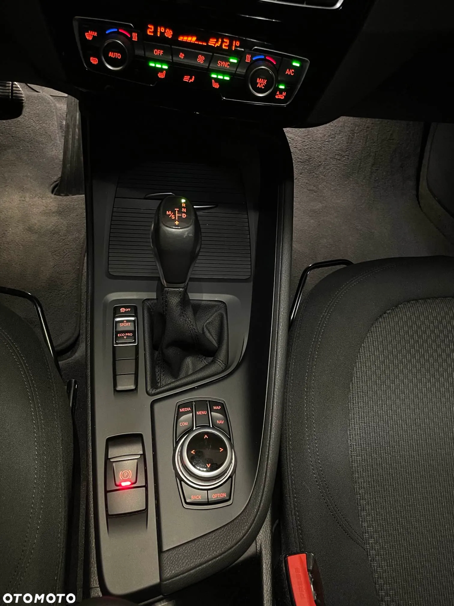 BMW X1 sDrive18d Advantage - 23