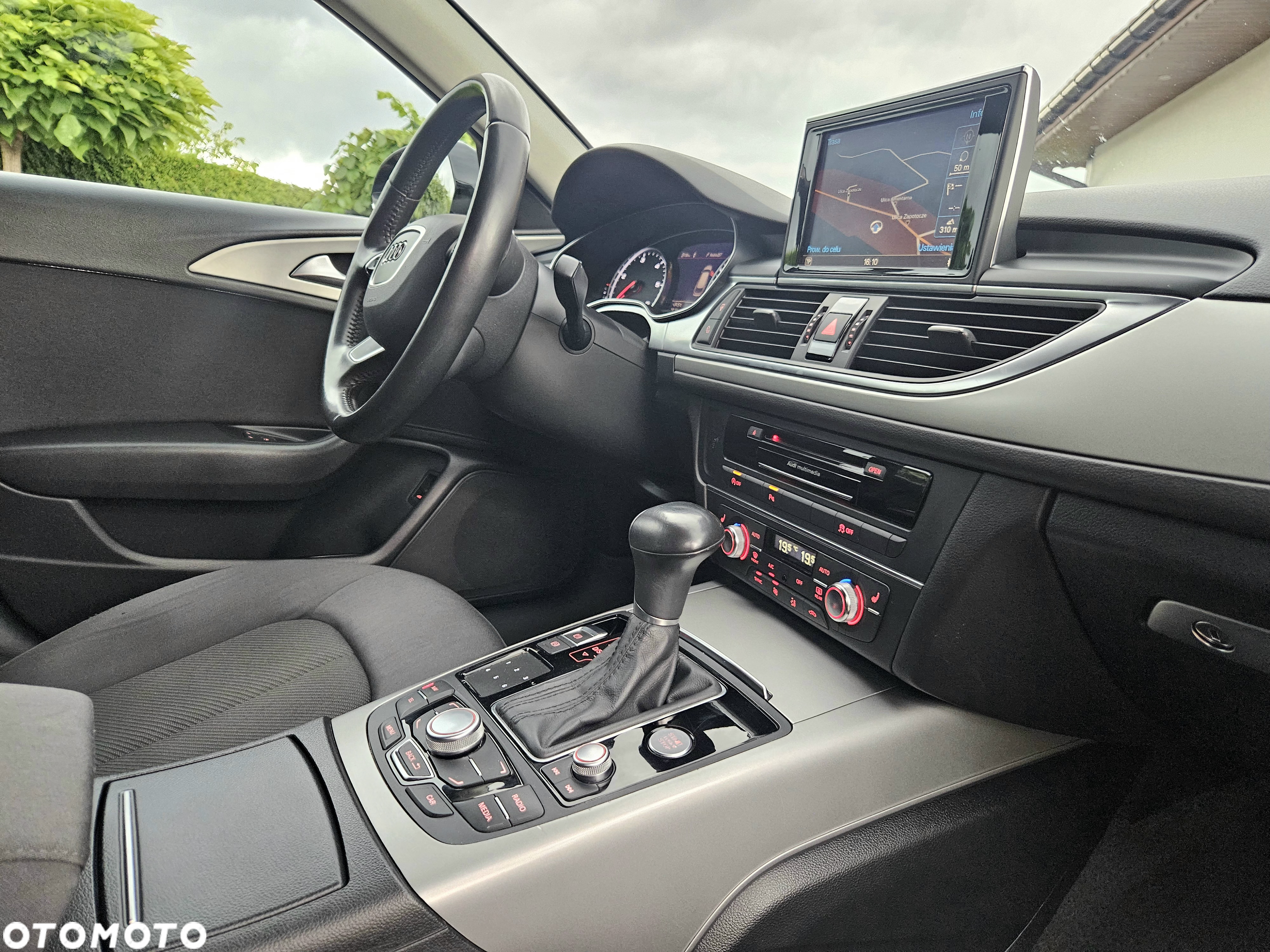 Audi A6 - 30