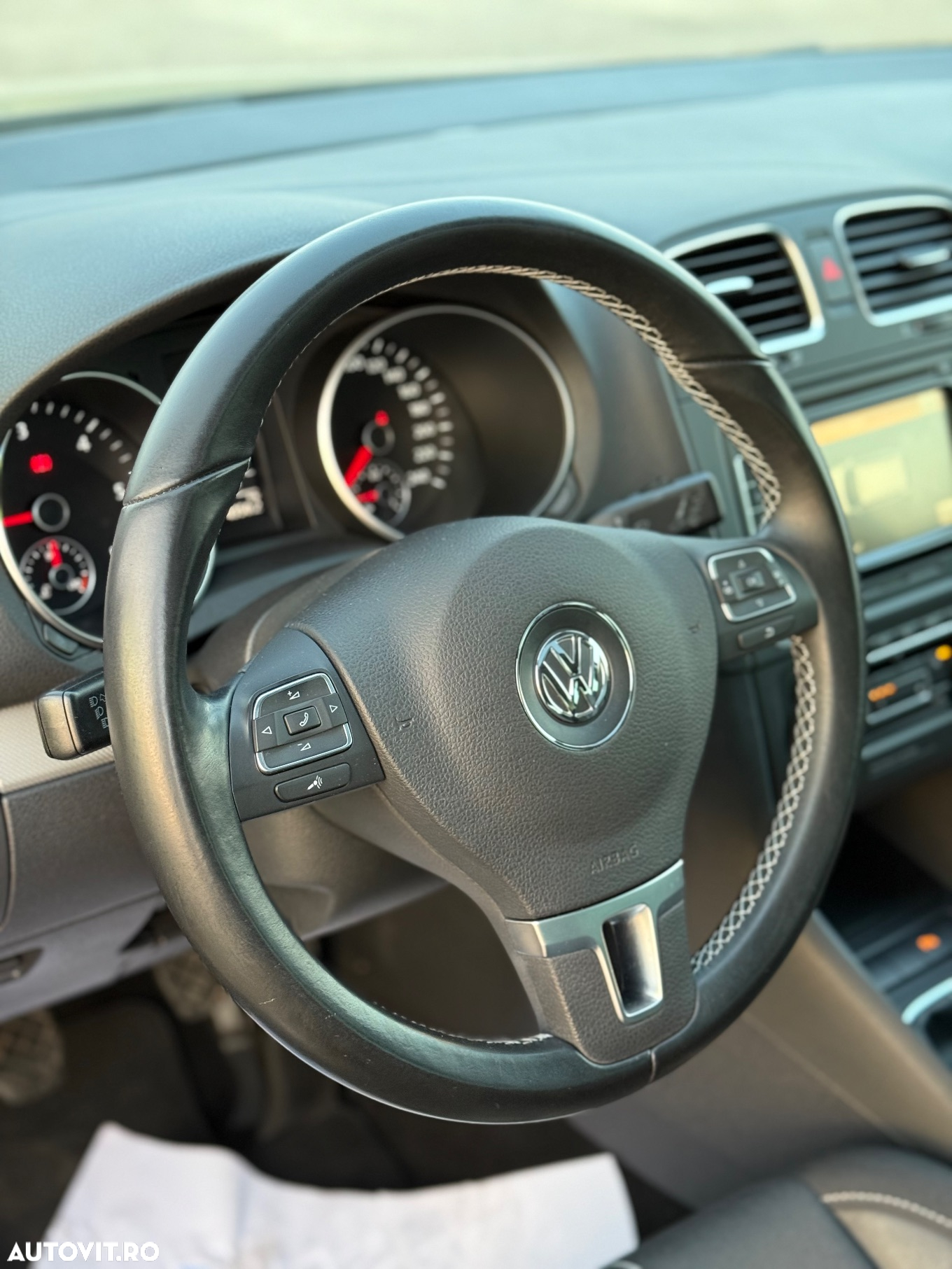 Volkswagen Golf 2.0 TDI DPF MATCH - 13