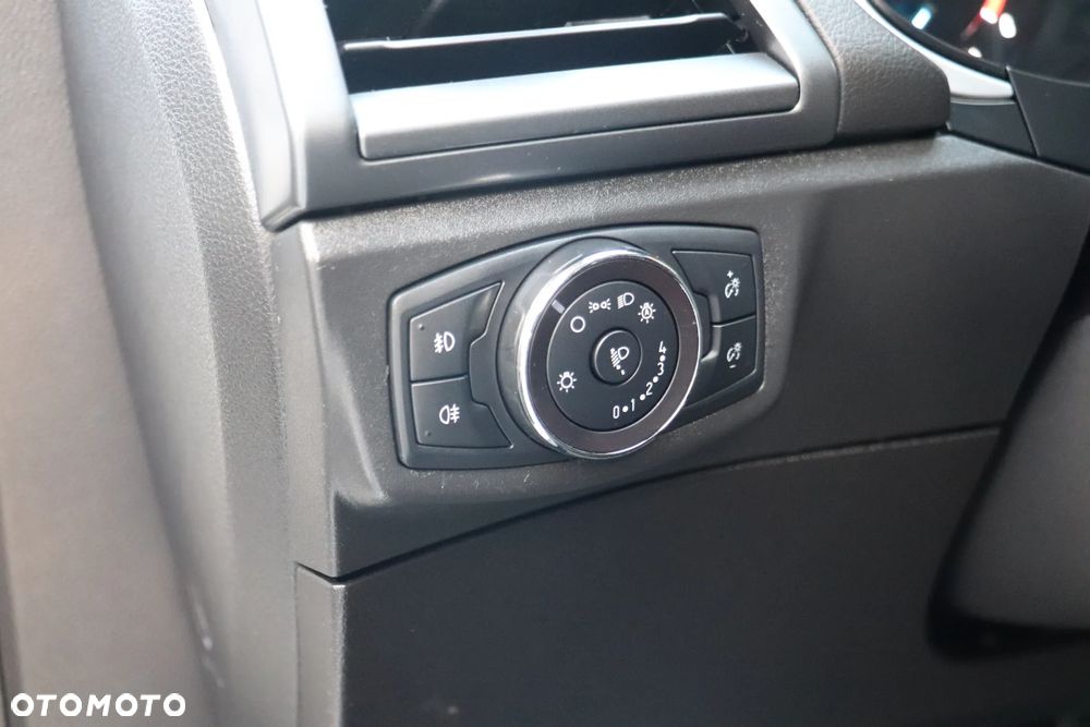 Ford Mondeo 2.0 TDCi Trend PowerShift - 22