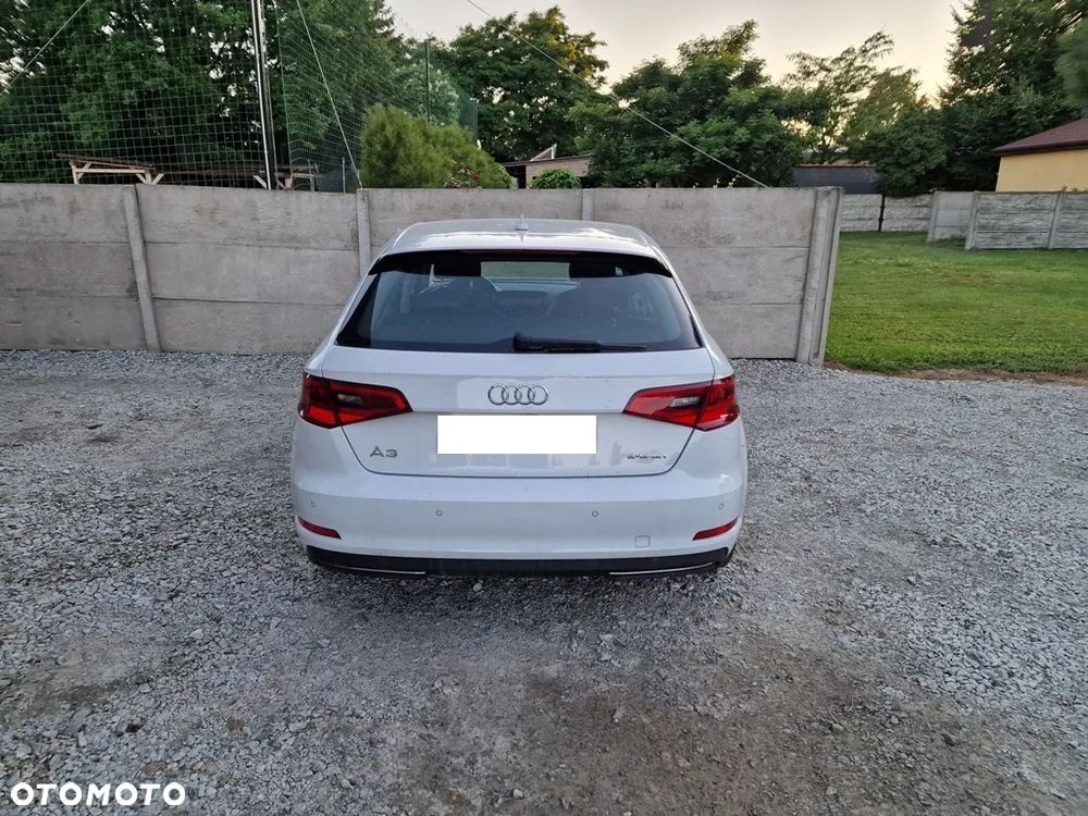 Audi A3 Sportback 1.4 TFSI e-tron - 6