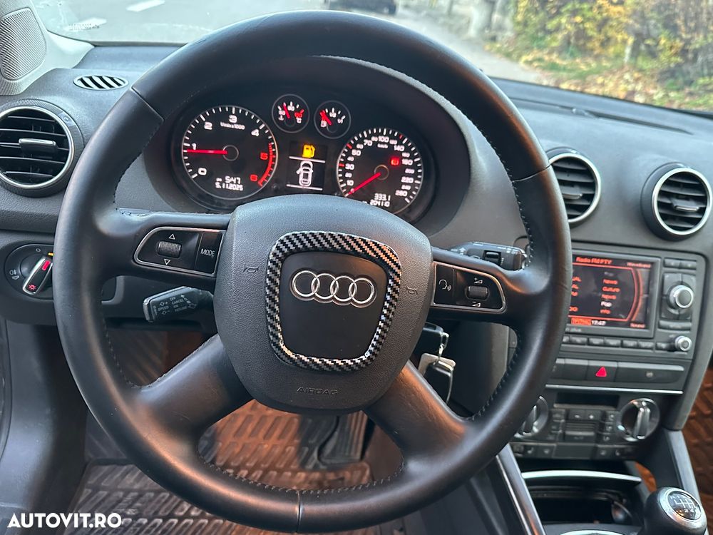 Audi A3 2.0 TDI Sportback DPF quattro Ambiente - 9
