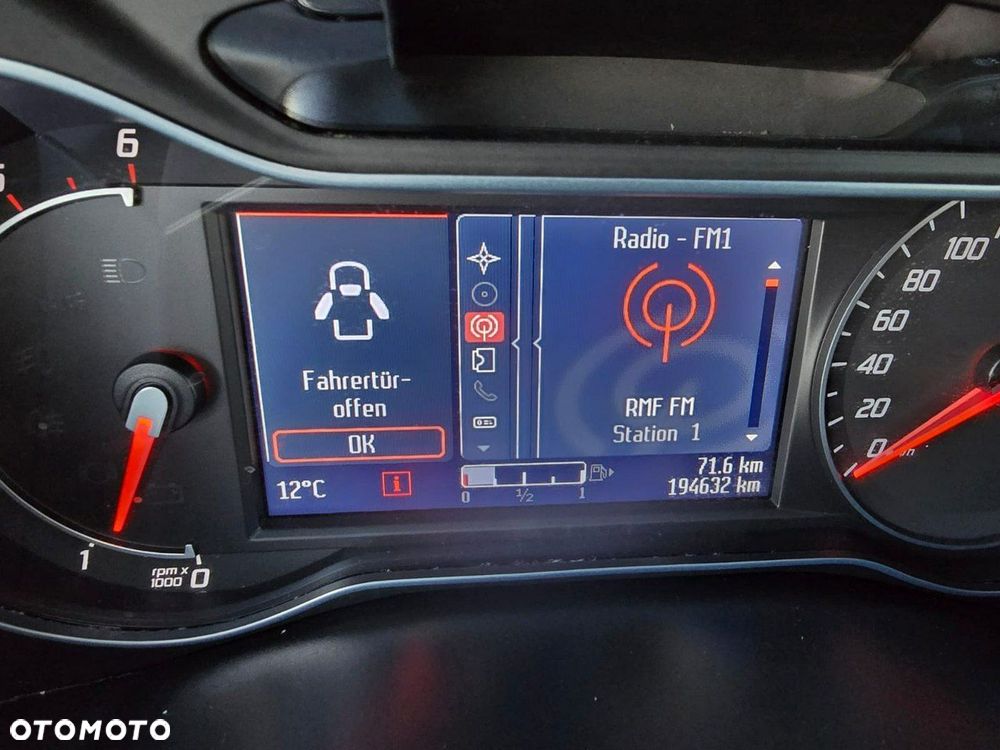 Ford S-Max - 10