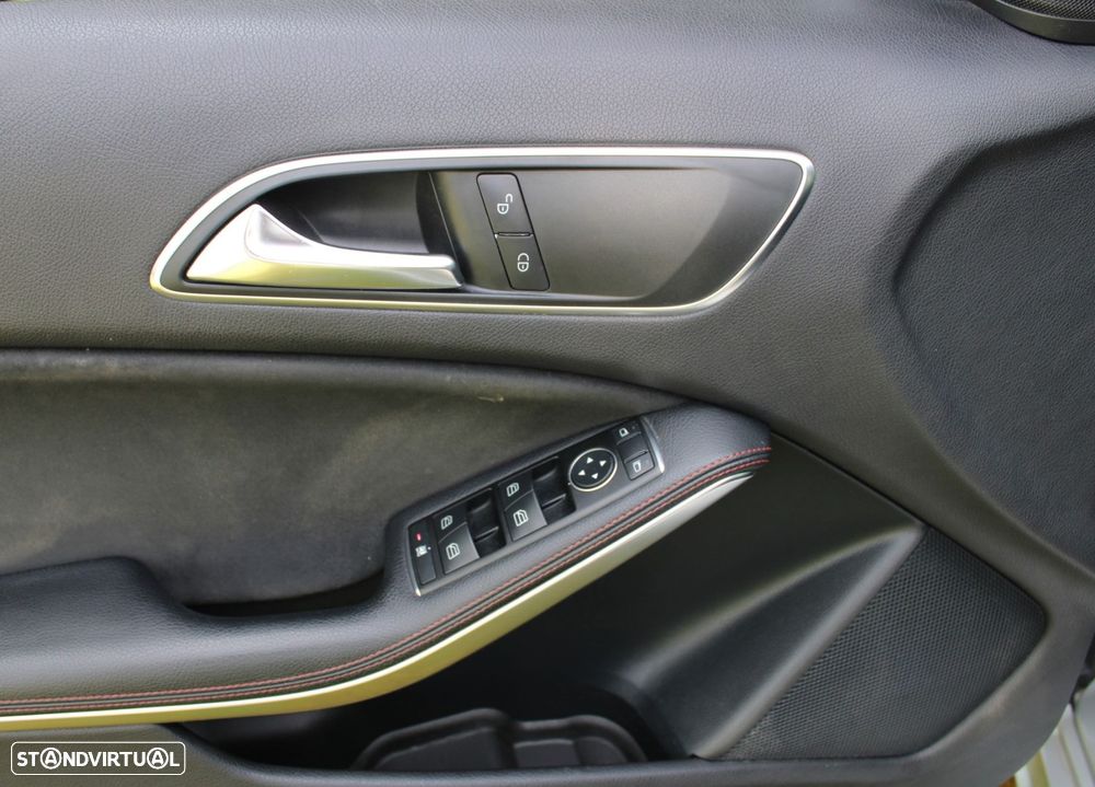 Mercedes-Benz A 180 CDI AMG Line - 17