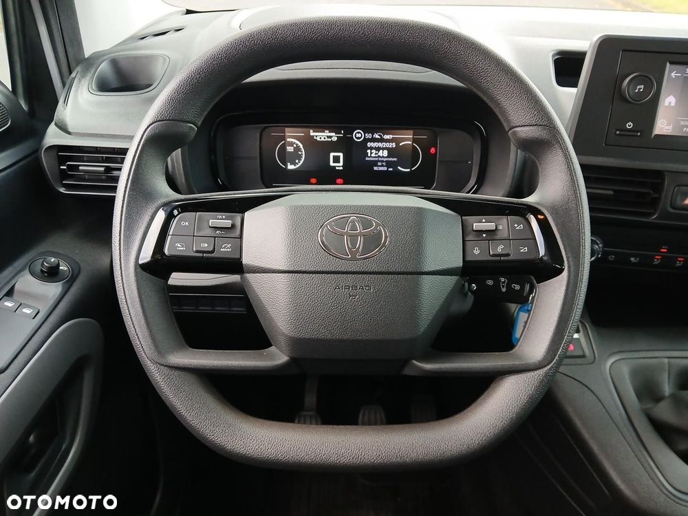 Toyota Proace City Verso 1.5 D-4D Business - 30