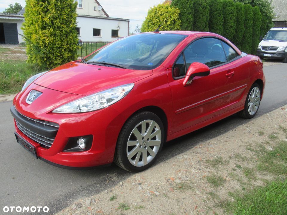 Peugeot 207 CC 1.6 Intense - 17
