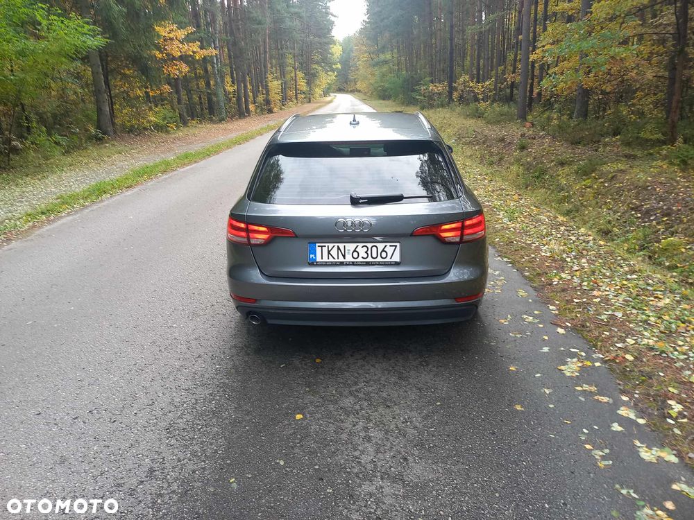 Audi A4 Avant 2.0 TDI S tronic - 4