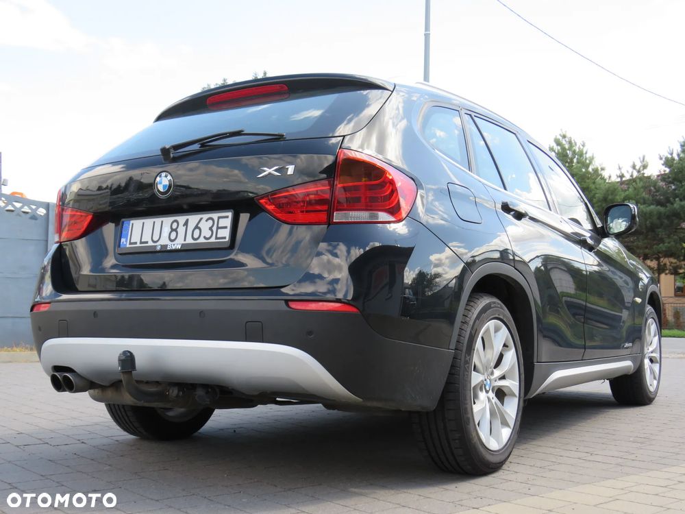 BMW X1 xDrive28i - 12