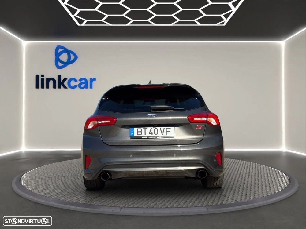 Ford Focus 2.3 EcoBoost S&S ST - 7