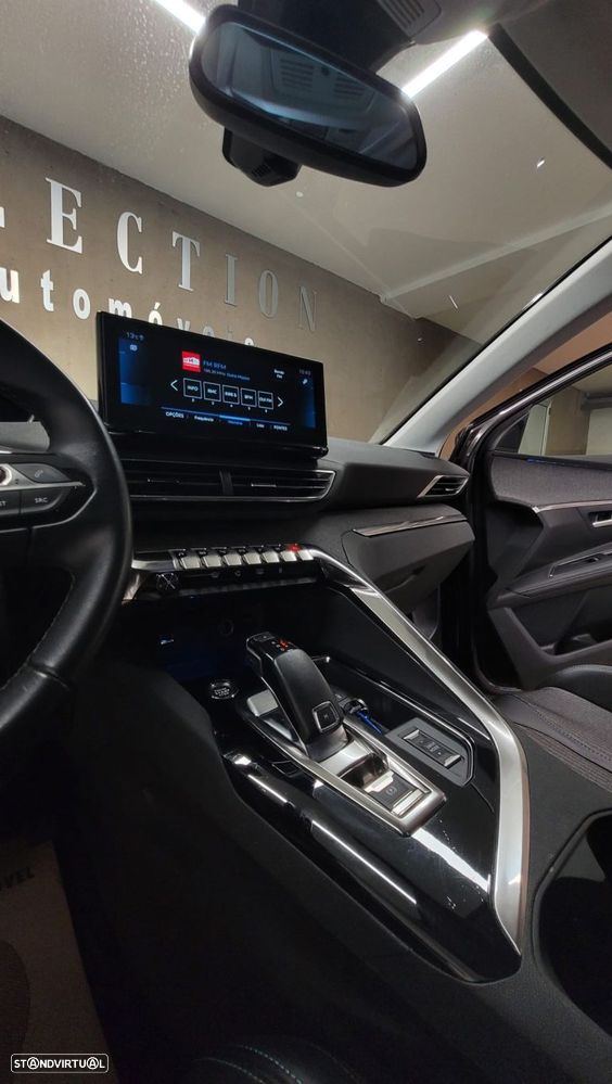 Peugeot 5008 1.2 PureTech Allure Pack EAT8 - 19