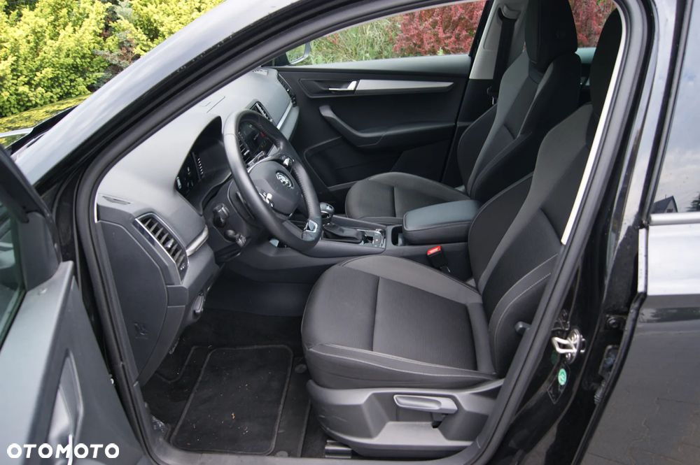 Skoda Karoq 1.5 TSI ACT DSG Tour - 10