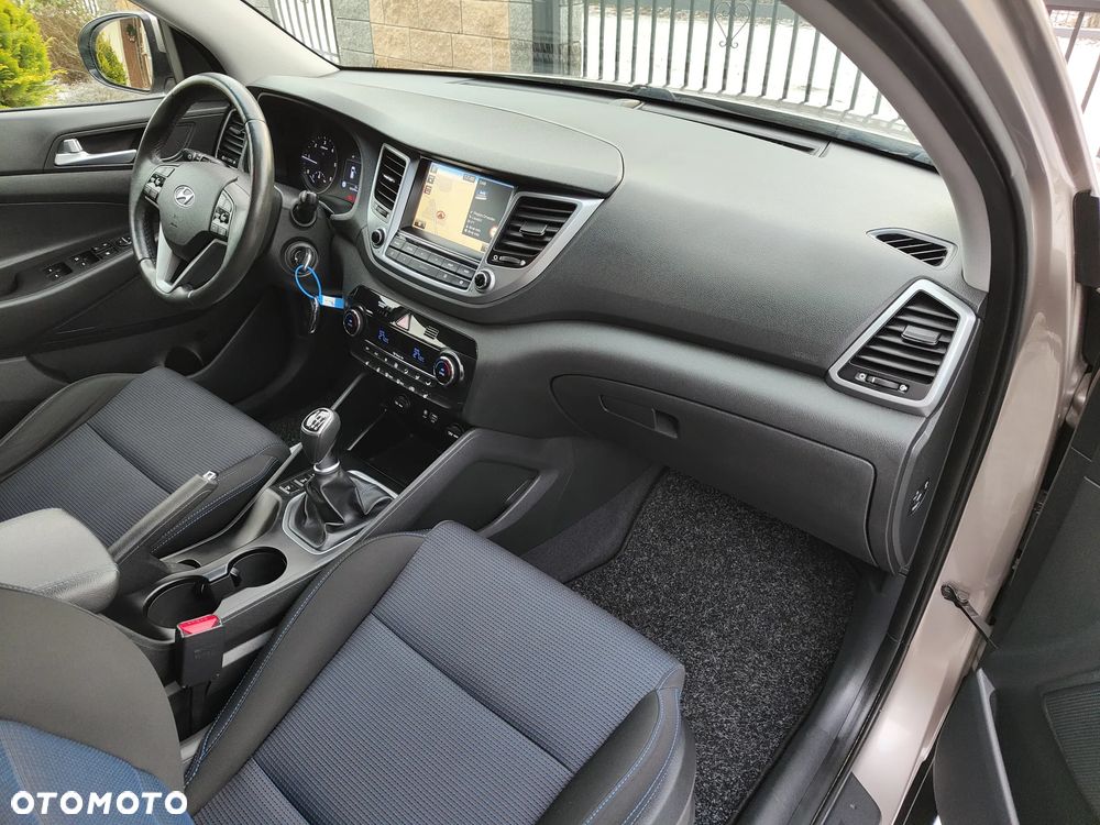 Hyundai Tucson 2.0 CRDI Comfort 4WD - 8