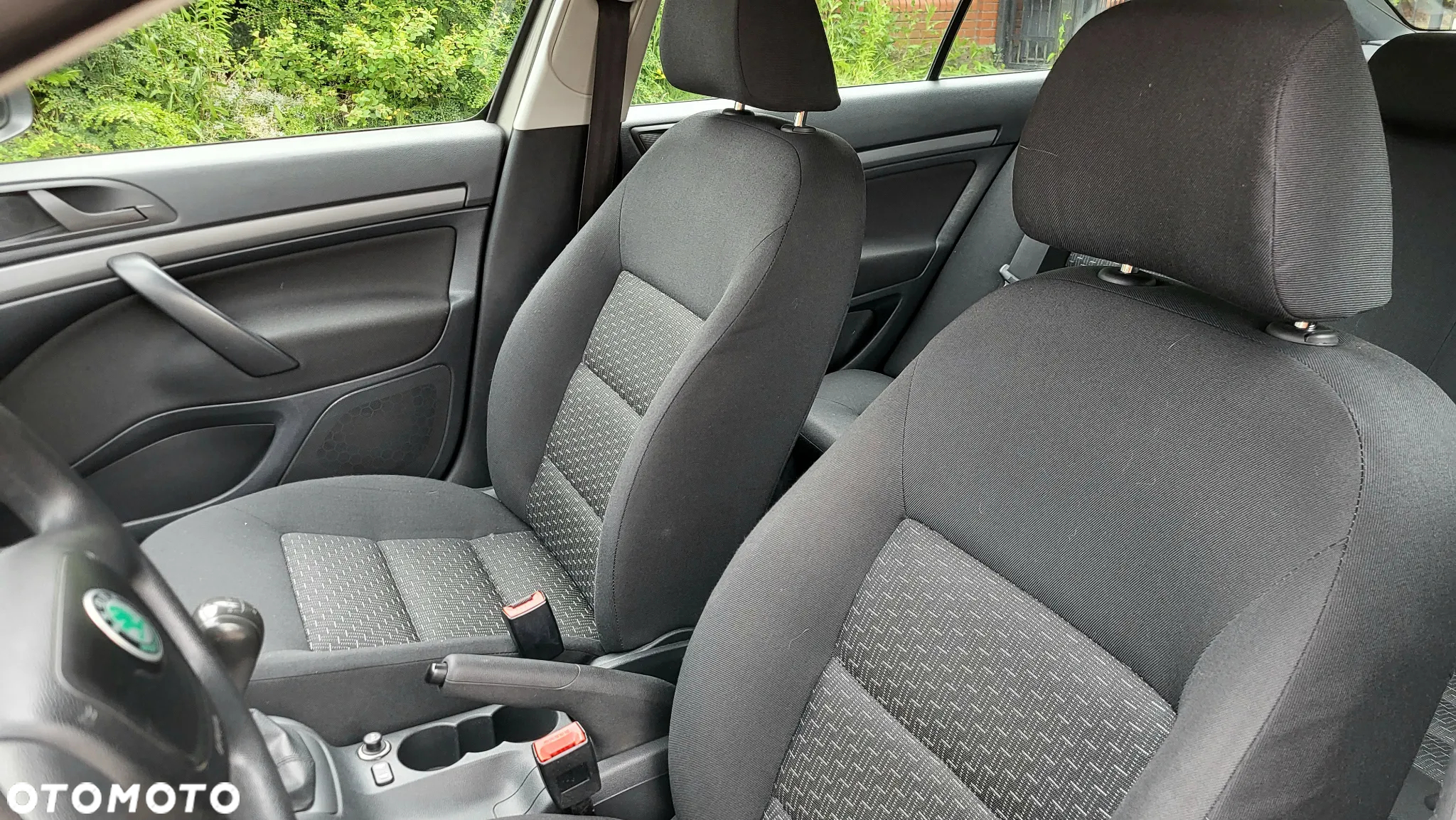 Skoda Octavia 1.6 Tour - 10