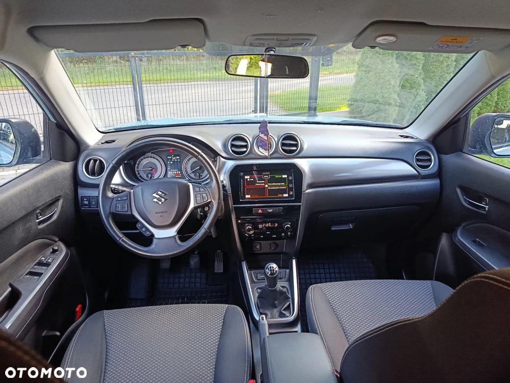 Suzuki Vitara - 16