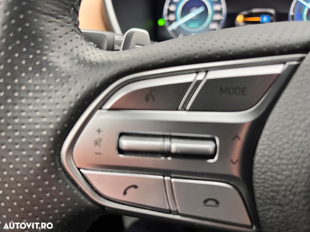 Hyundai Santa Fe 1.6 Plugin-Hybrid 4WD Signature - 38