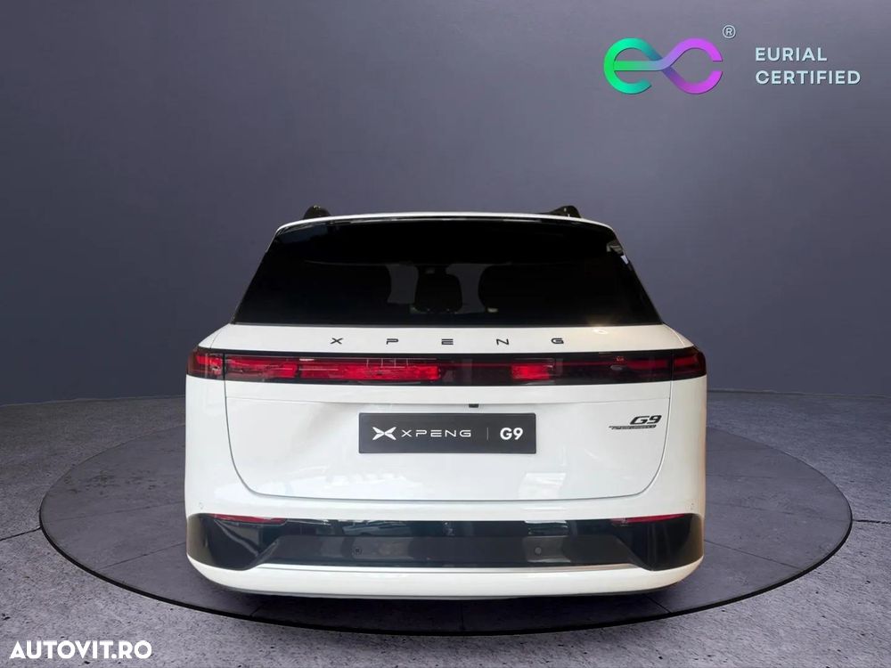 Xpeng G9 93.1 kWh AWD Performance - 5