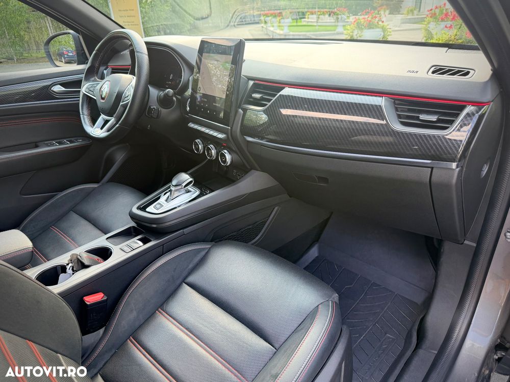 Renault Arkana E-TECH RS Line - 9