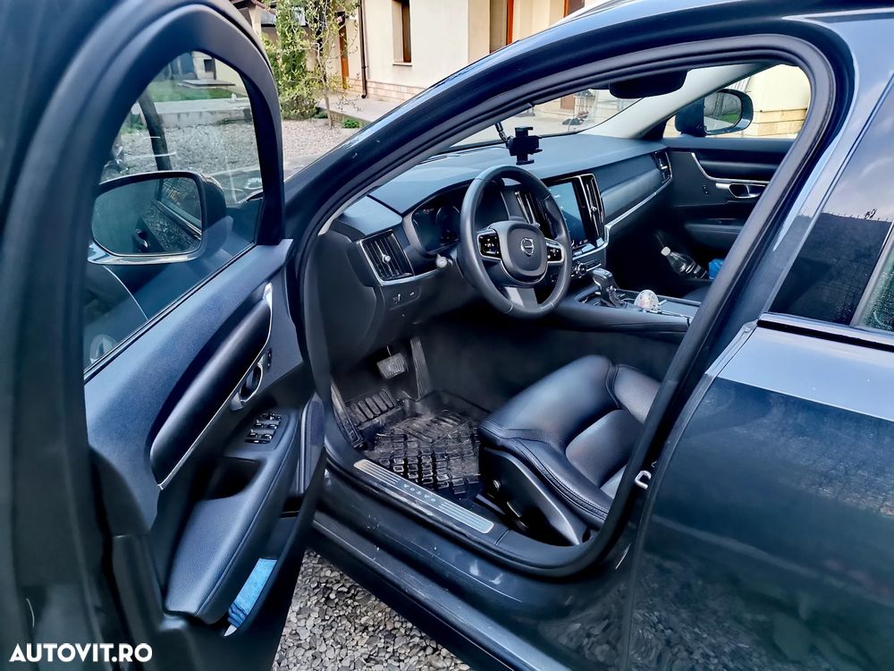 Volvo V90 D5 AWD Geartronic Pro - 19