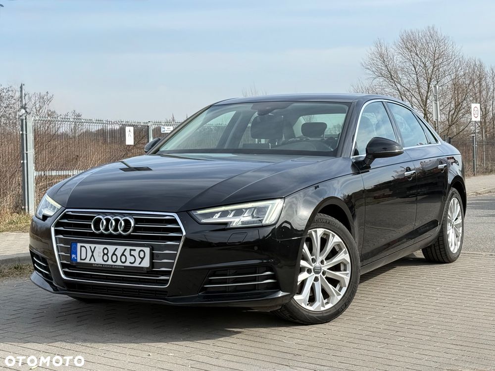 Audi A4 Limousine - 1