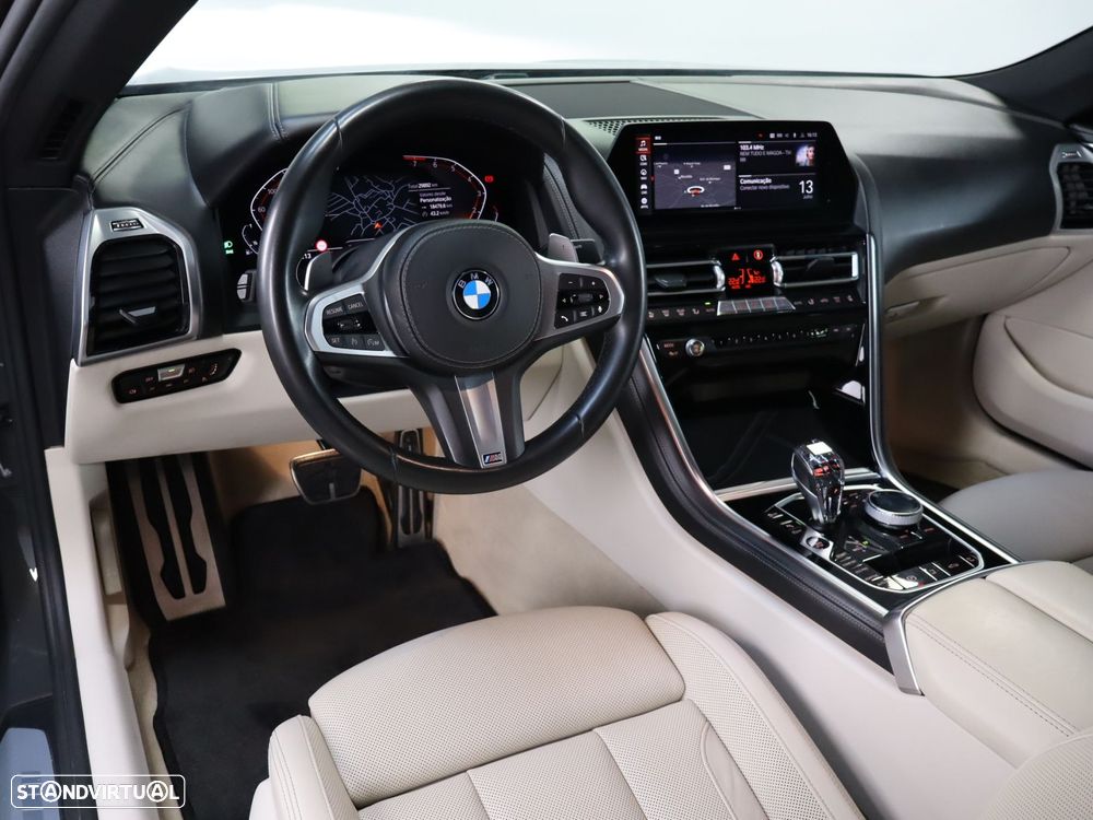 BMW 840 i Pack M - 11
