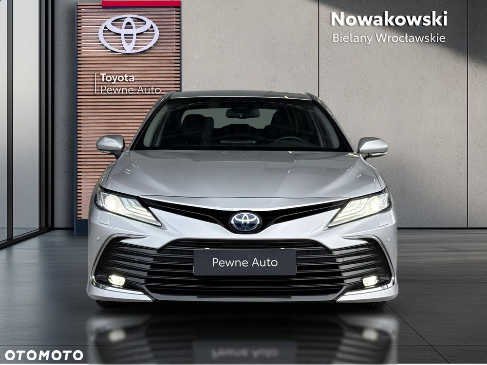 Toyota Camry 2.5 Hybrid Executive CVT - 8