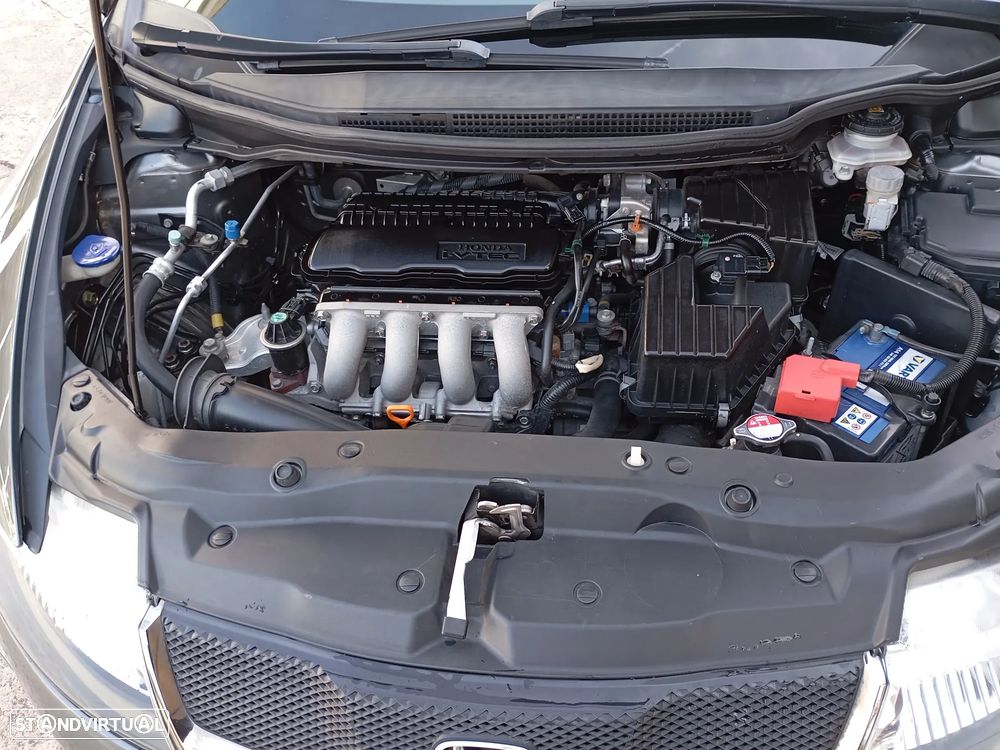 Honda Civic 1.4 i-VTEC Sport Edition - 14