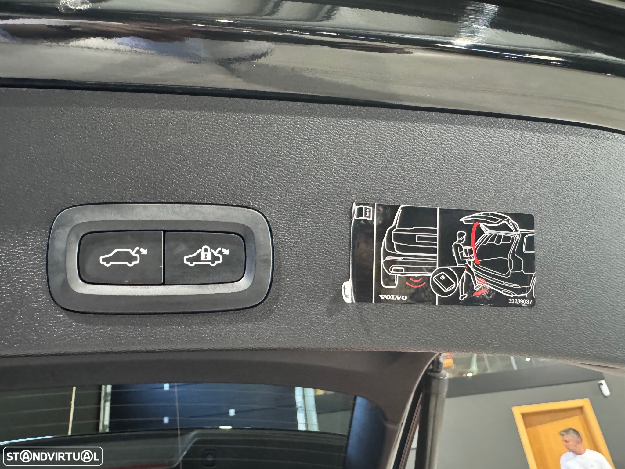 Volvo XC 40 1.5 T5 PHEV Inscription - 16